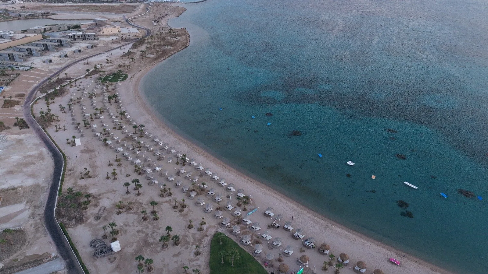 صورة حقيقية: Somabay coastline from the air